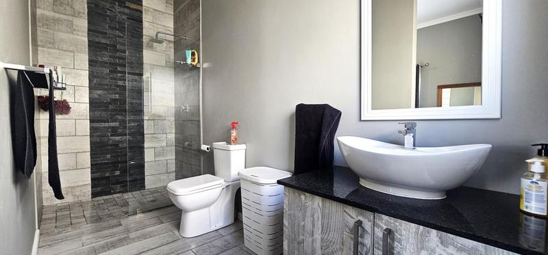 3 Bedroom Property for Sale in Laguna Sands Western Cape
